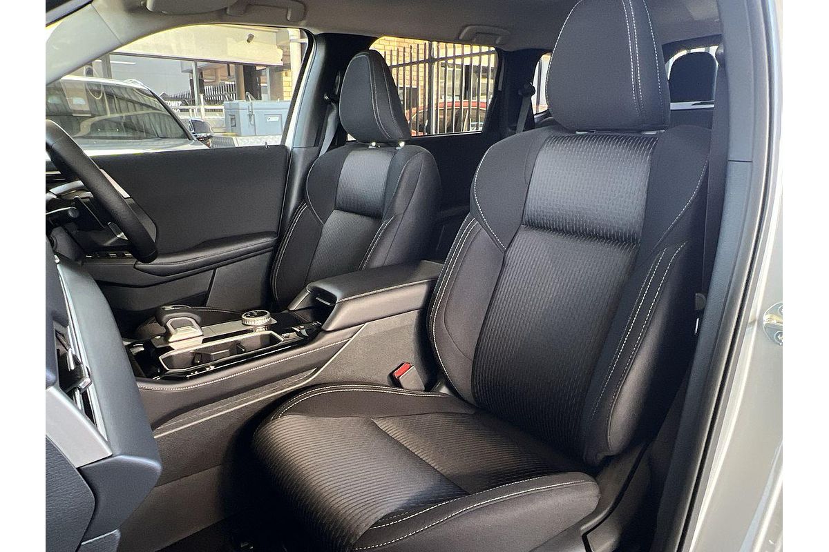2025 Mitsubishi Outlander LS ZM