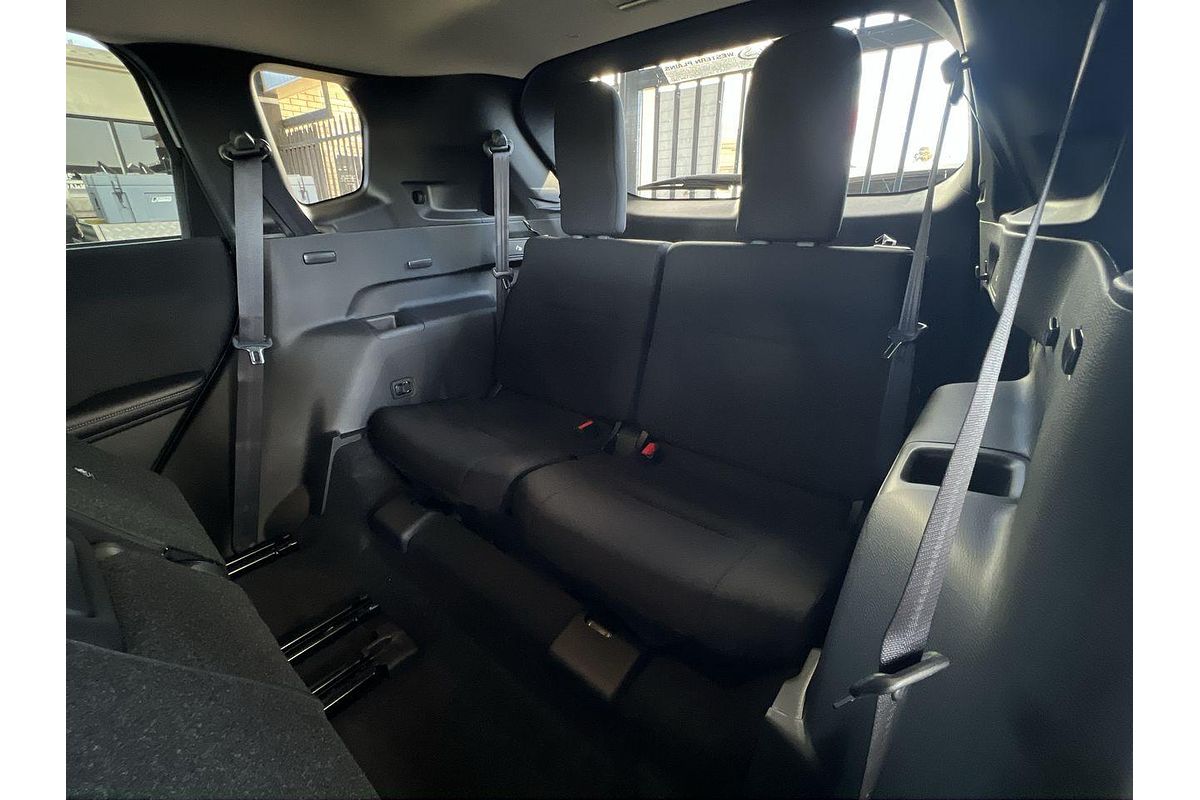 2025 Mitsubishi Outlander LS ZM
