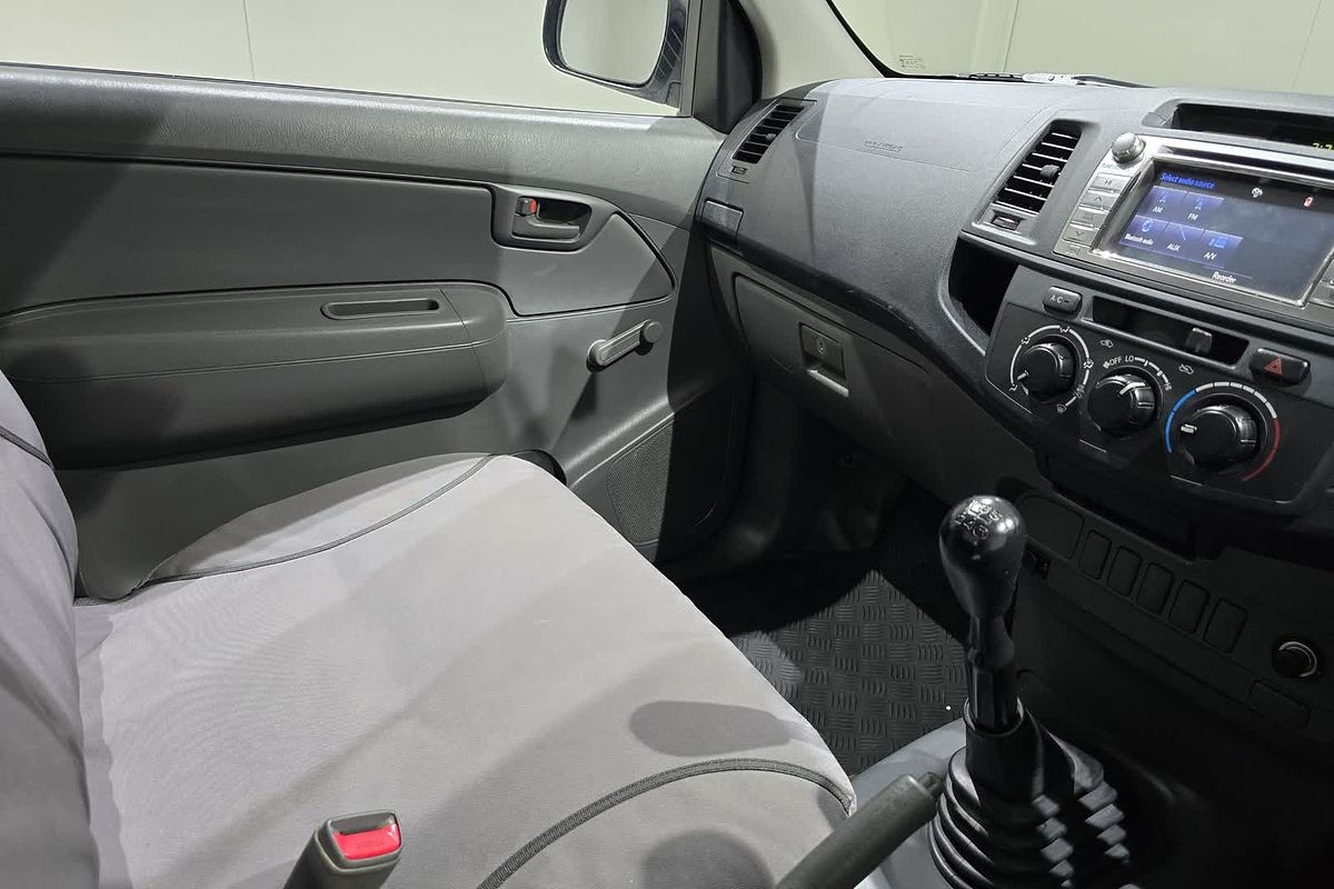 2014 Toyota Hilux Hilux 4x2 Workmate 2.7L Petrol Manual Single Cab C/C TGN16R Rear Wheel Drive