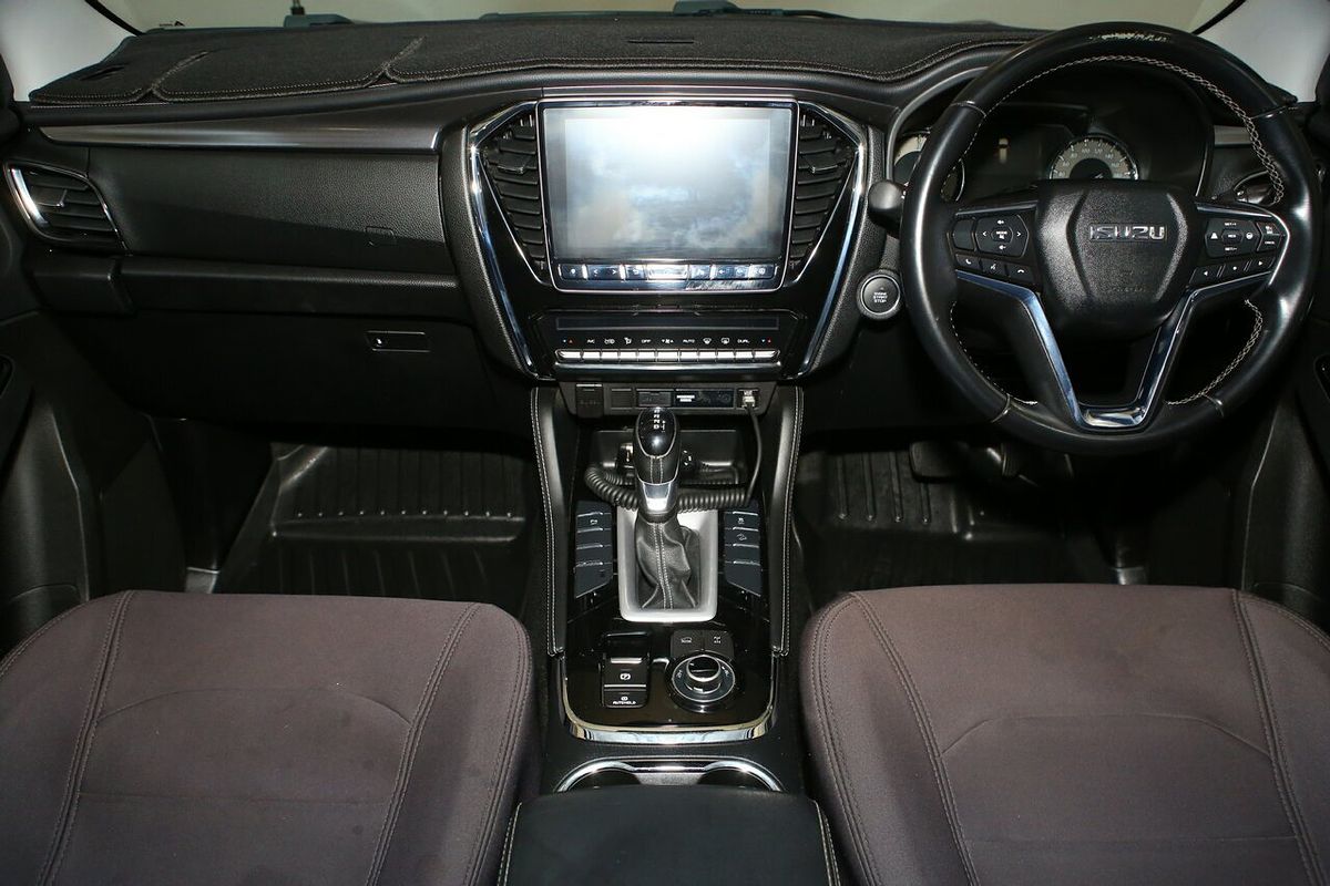 2021 Isuzu MU-X LS-U