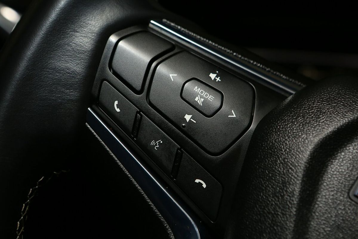 2021 Isuzu MU-X LS-U