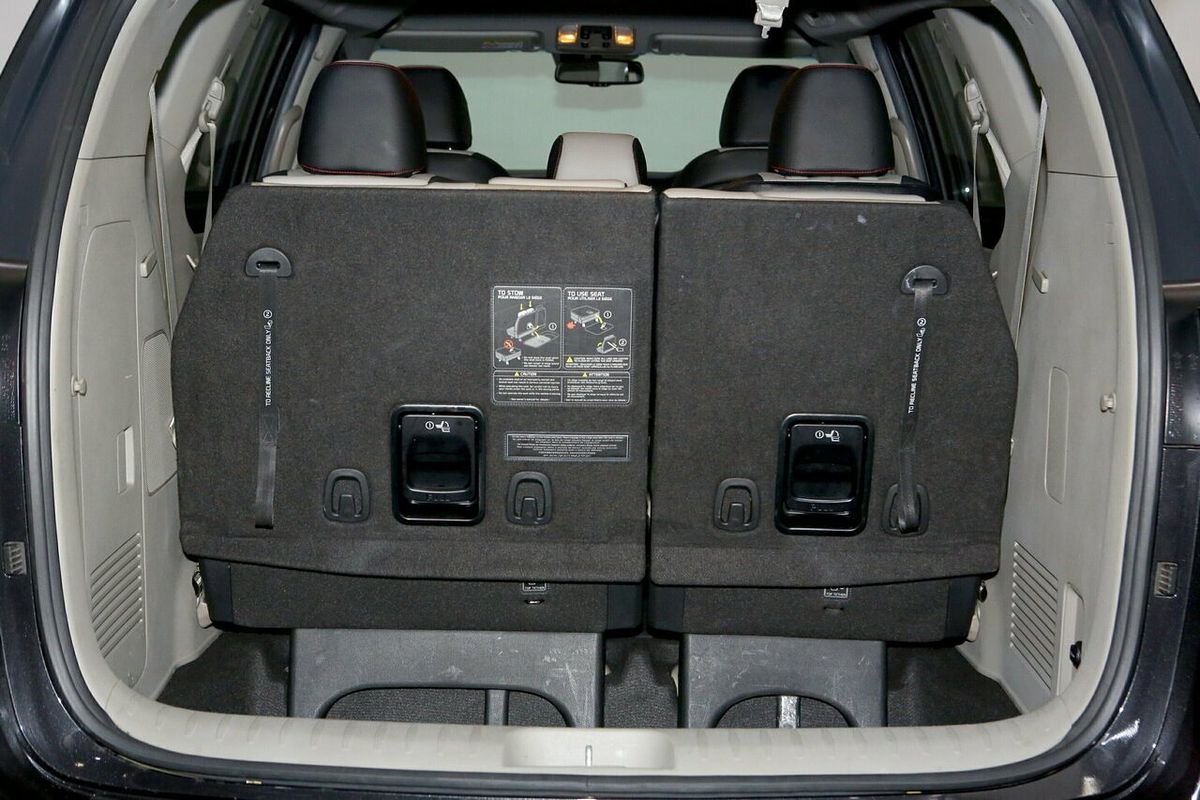 2020 Kia Carnival SLi YP