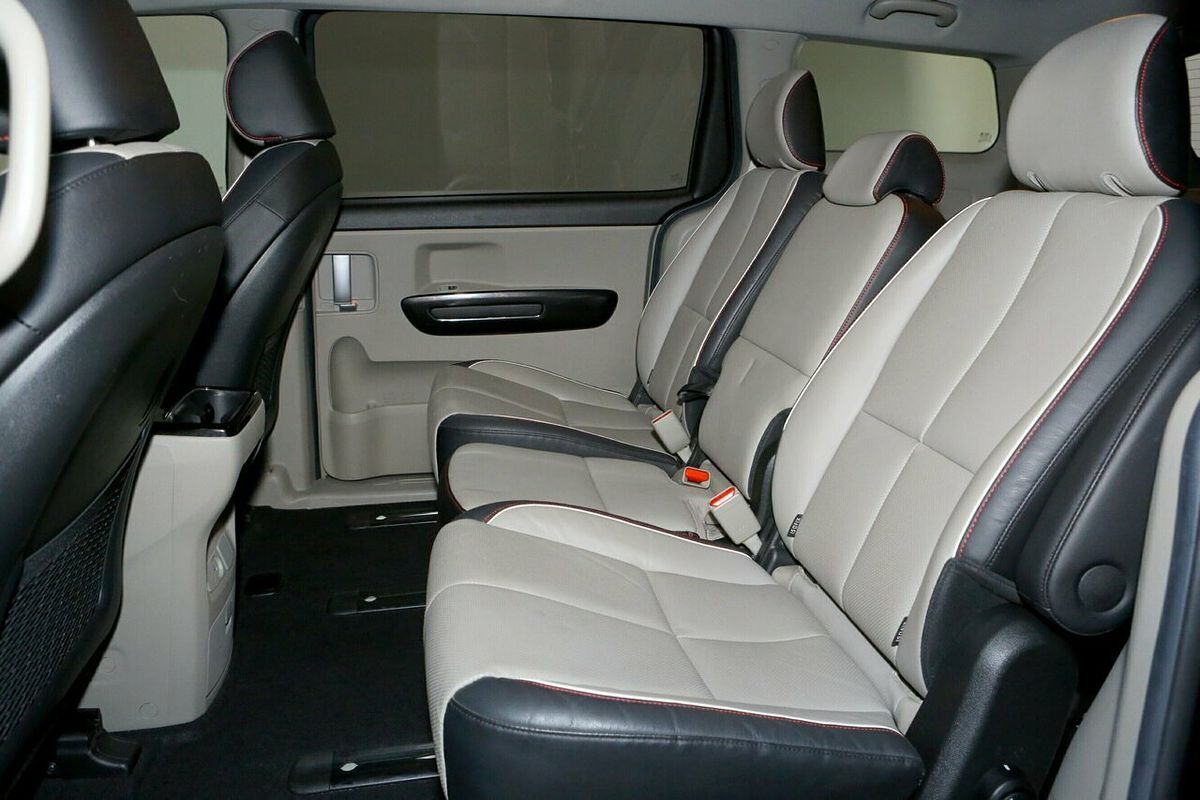 2020 Kia Carnival SLi YP