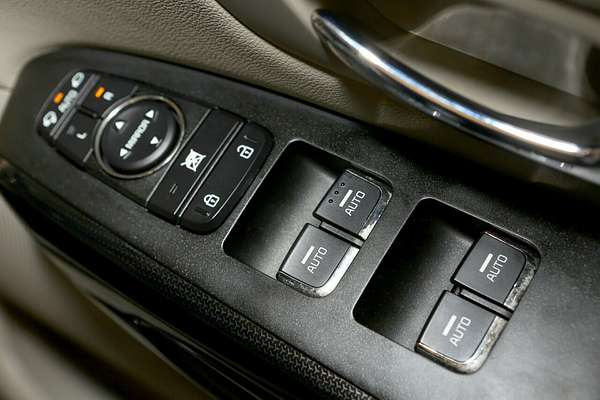 2020 Kia Carnival SLi YP