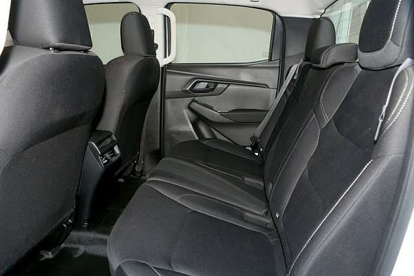 2024 Isuzu D-MAX SX High Ride Rear Wheel Drive