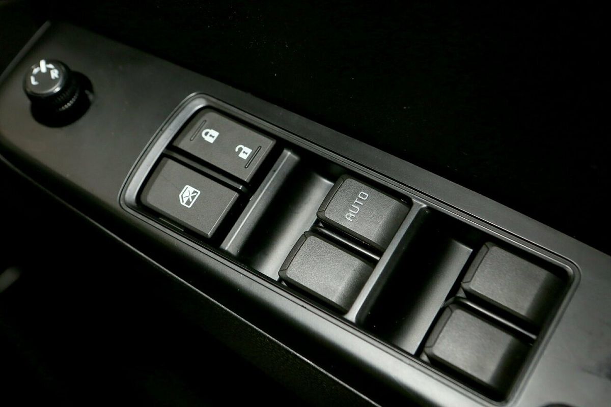 2024 Isuzu D-MAX SX High Ride Rear Wheel Drive