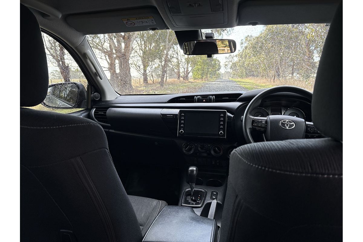 2020 Toyota Hilux SR GUN126R 4X4
