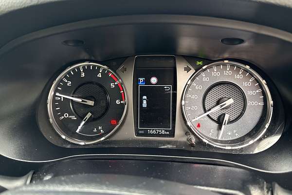 2020 Toyota Hilux SR GUN126R 4X4