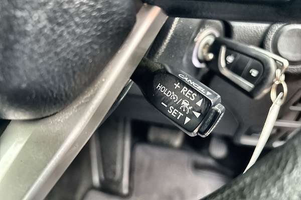 2020 Toyota Hilux SR GUN126R 4X4