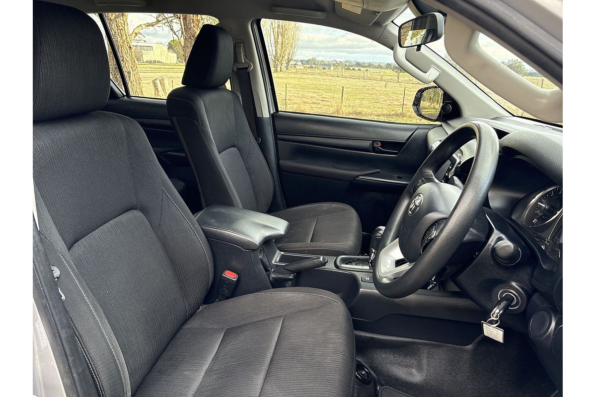 2020 Toyota Hilux SR GUN126R 4X4