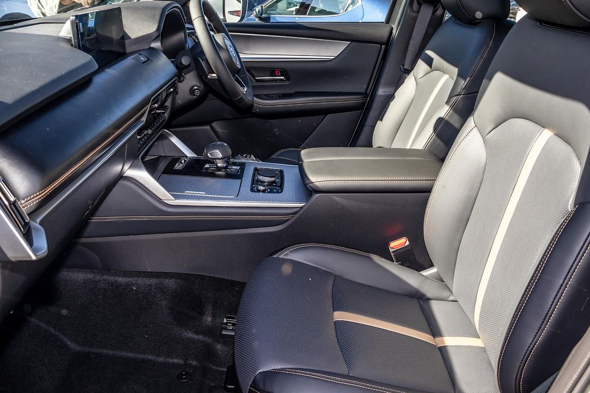 2025 Mazda CX-90 G50e Azami KK