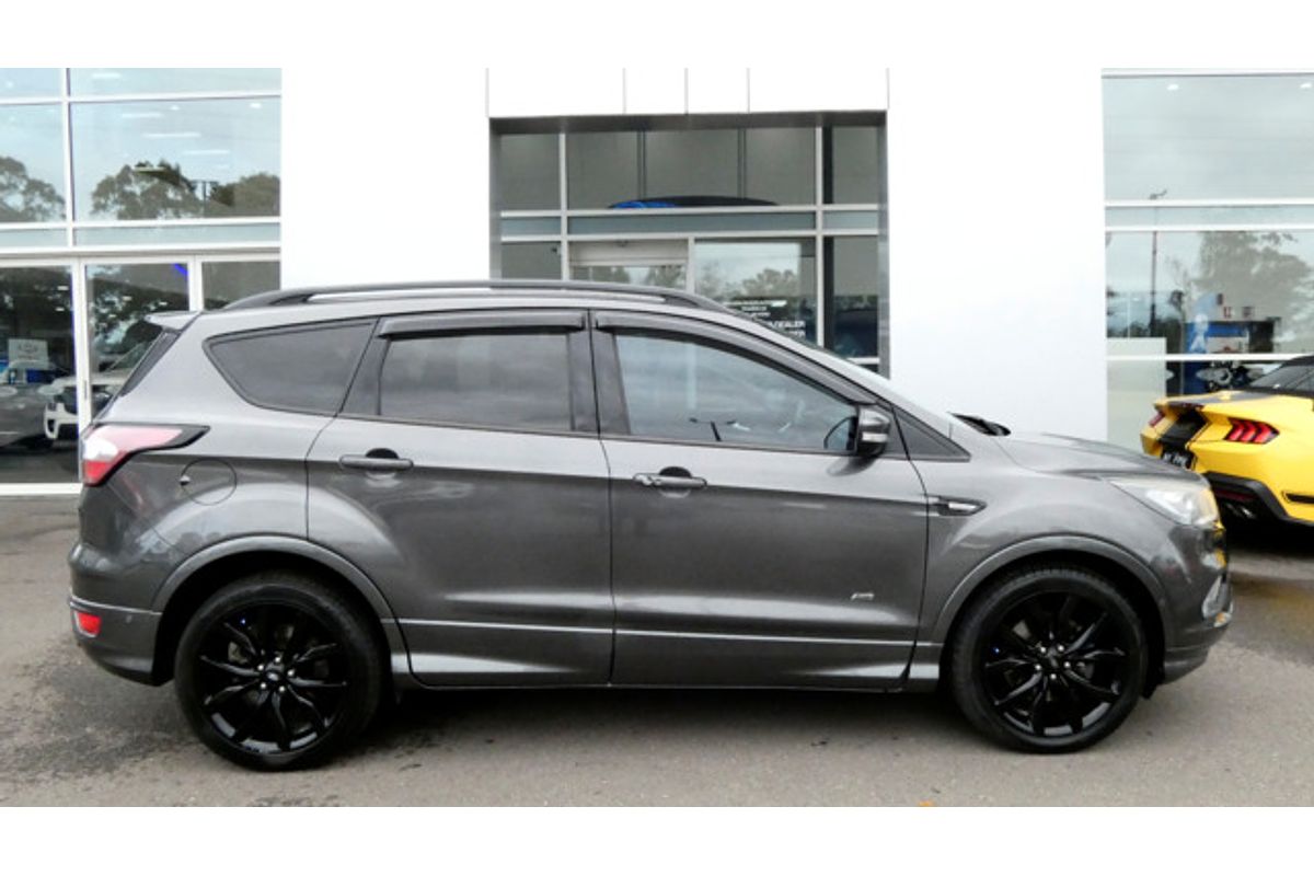 2018 Ford Escape ST-Line ZG