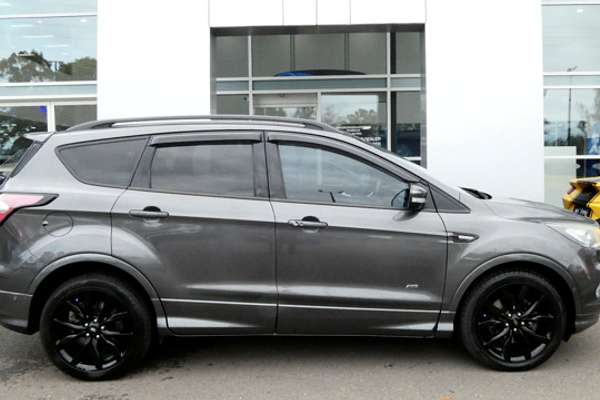 2018 Ford Escape ST-Line ZG