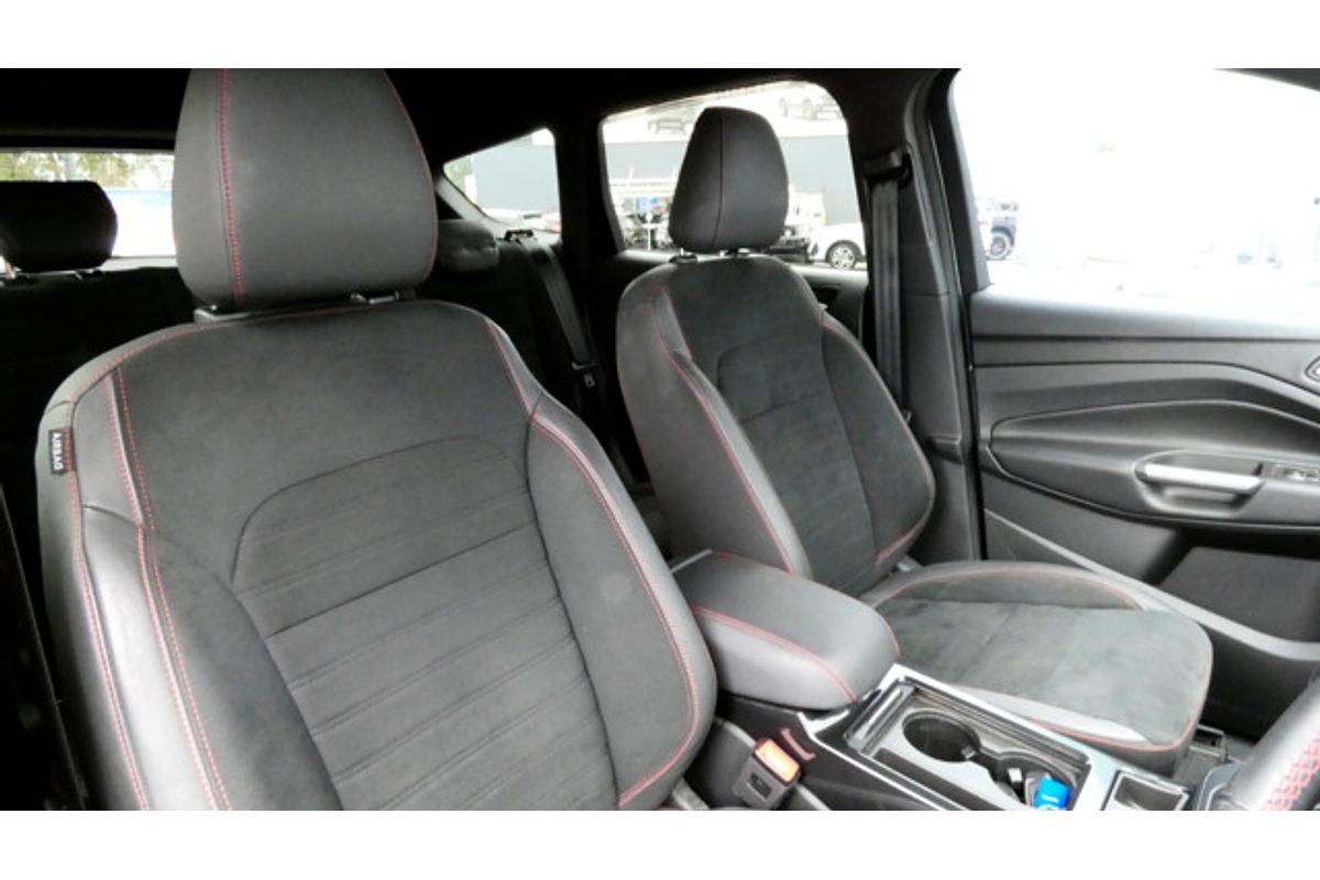 2018 Ford Escape ST-Line ZG