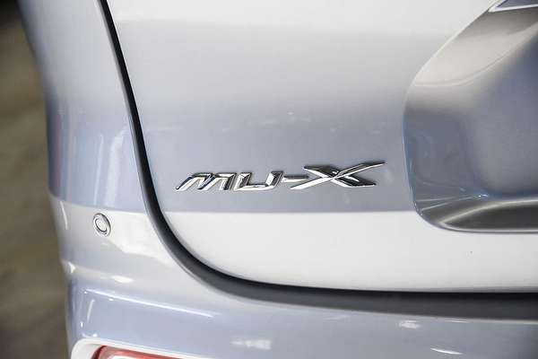 2023 Isuzu MU-X LS-U