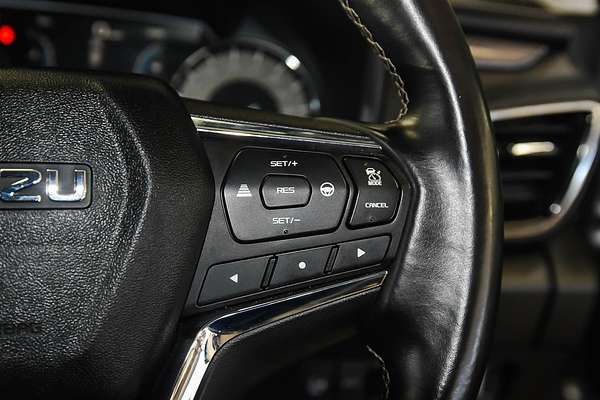 2023 Isuzu MU-X LS-U