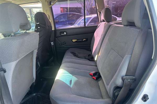 2012 Nissan Patrol DX GU 8