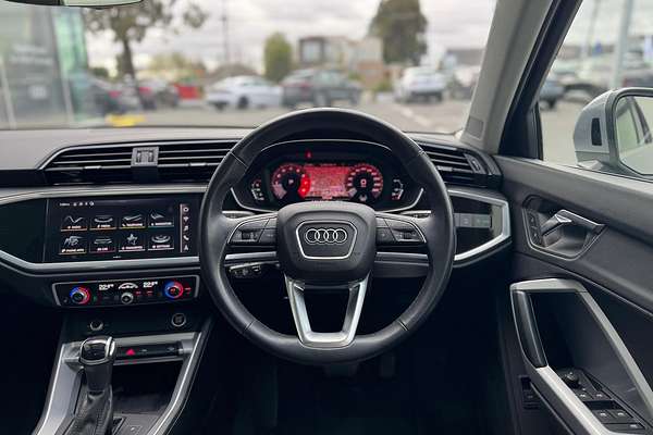 2022 Audi Q3 35 TFSI F3
