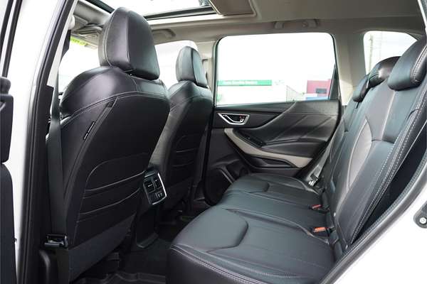 2022 Subaru Forester 2.5i-S S5