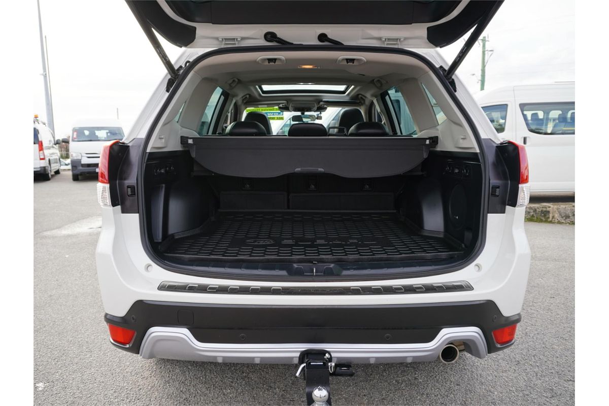 2022 Subaru Forester 2.5i-S S5