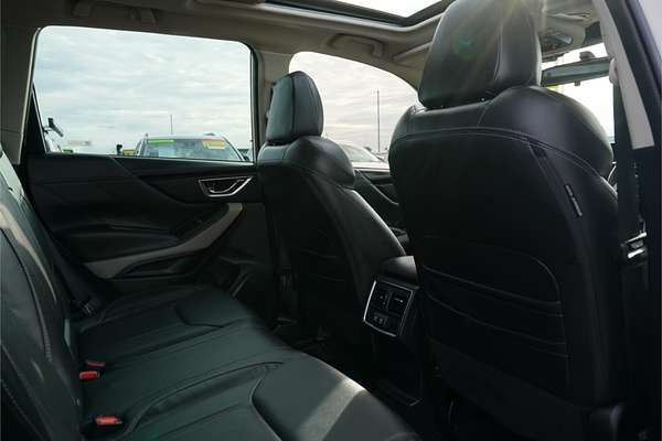 2022 Subaru Forester 2.5i-S S5
