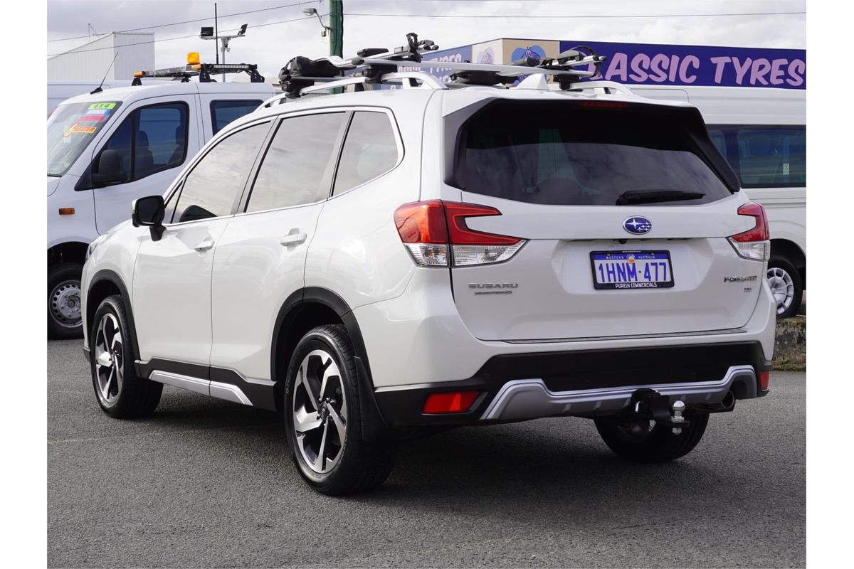 2022 Subaru Forester 2.5i-S S5