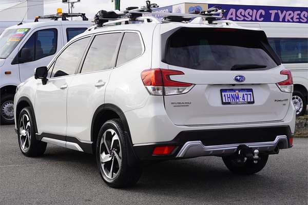 2022 Subaru Forester 2.5i-S S5