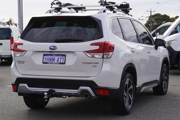 2022 Subaru Forester 2.5i-S S5