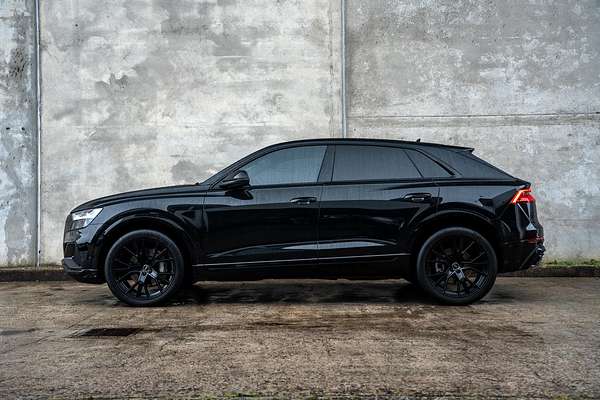 2023 Audi Q8 55 TFSI S line F1