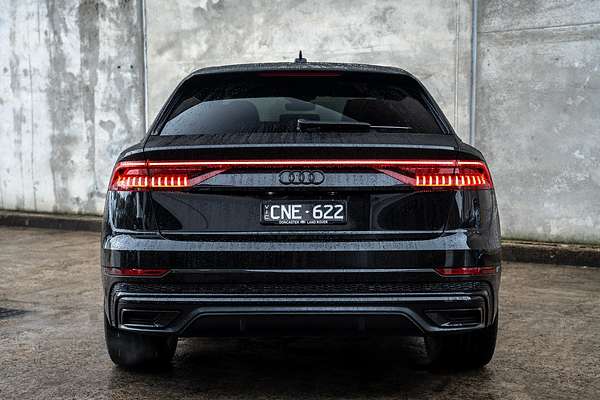 2023 Audi Q8 55 TFSI S line F1