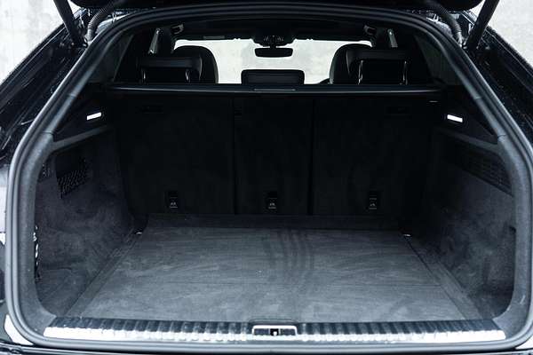 2023 Audi Q8 55 TFSI S line F1