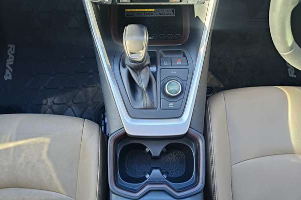 2020 Toyota RAV4 Cruiser AXAH54R