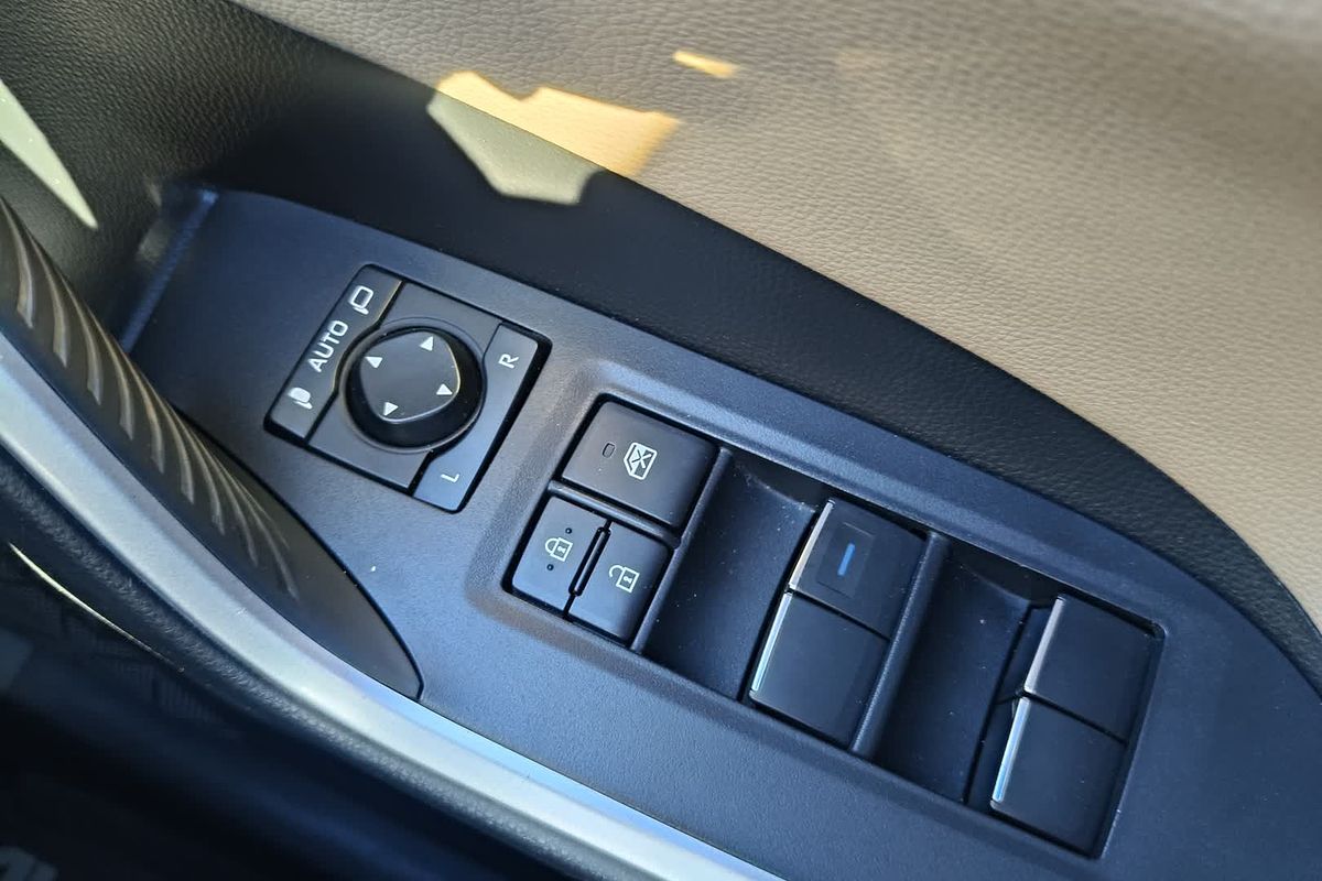 2020 Toyota RAV4 Cruiser AXAH54R