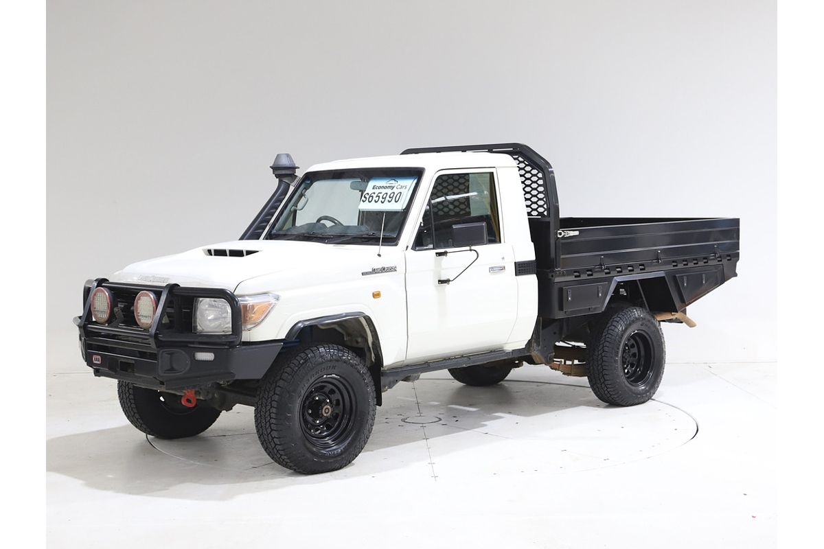 LC Military Workmate 4.5L T Diesel Manual Single C/Chassis 7C71520 003