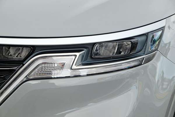2023 Kia Carnival S KA4