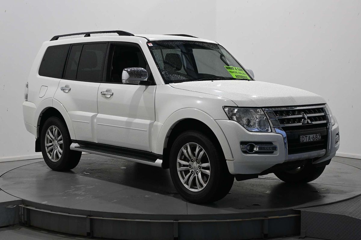 2017 Mitsubishi Pajero GLX NX