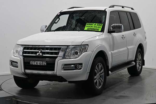 2017 Mitsubishi Pajero GLX NX