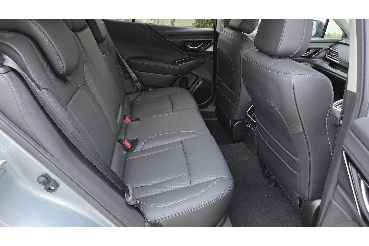 2025 Subaru Outback AWD Touring XT 6GEN
