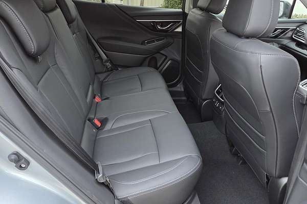 2025 Subaru Outback AWD Touring XT 6GEN