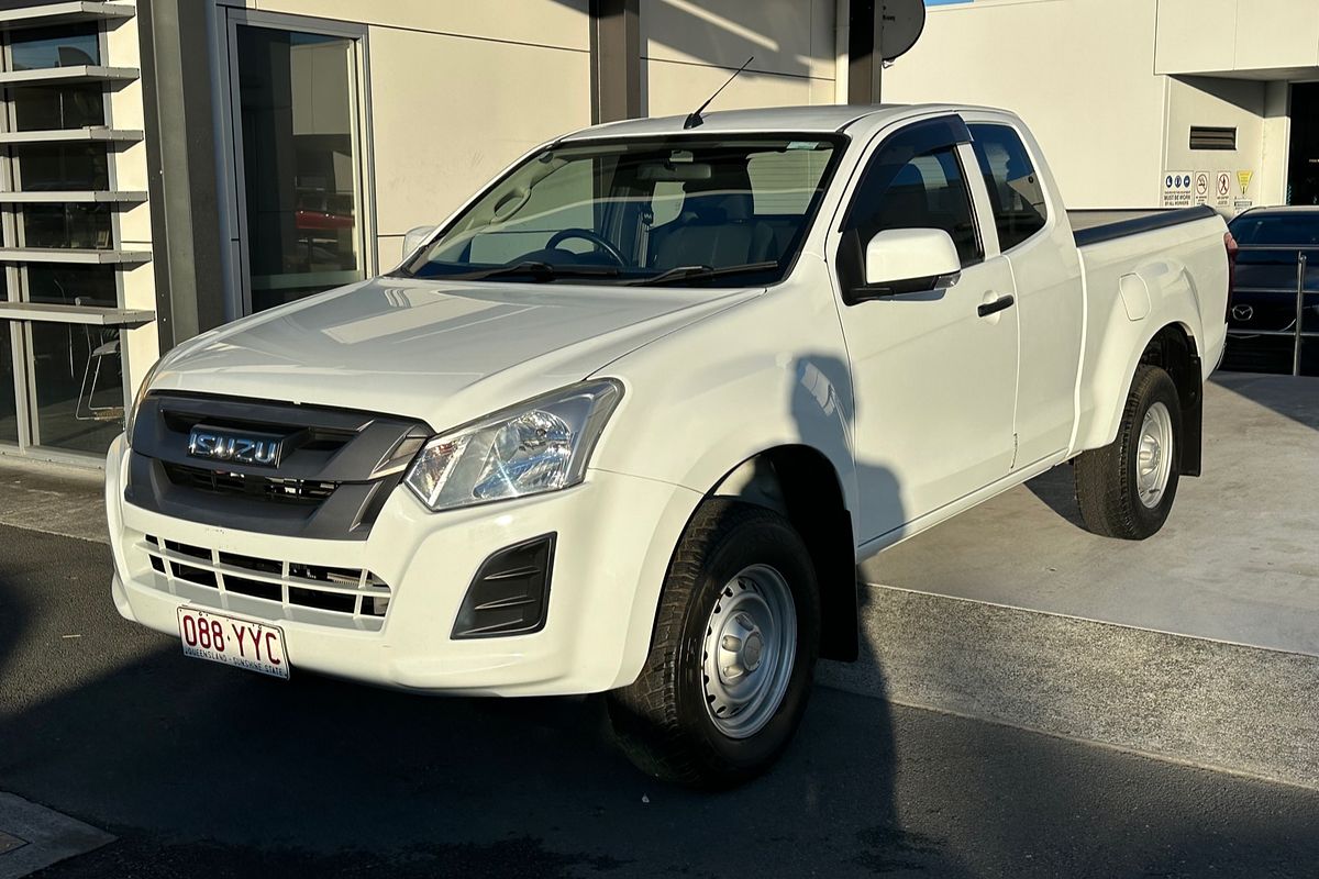 2019 Isuzu D-MAX SX High Ride Rear Wheel Drive