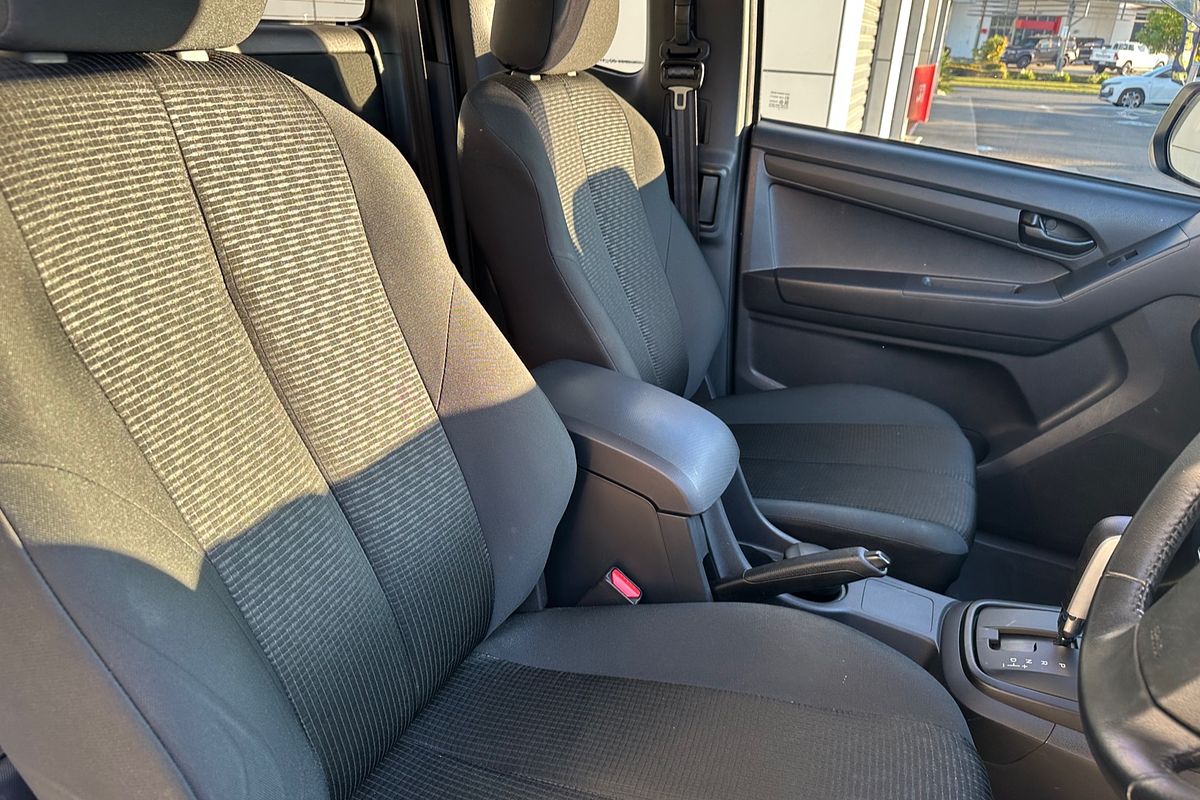2019 Isuzu D-MAX SX High Ride Rear Wheel Drive