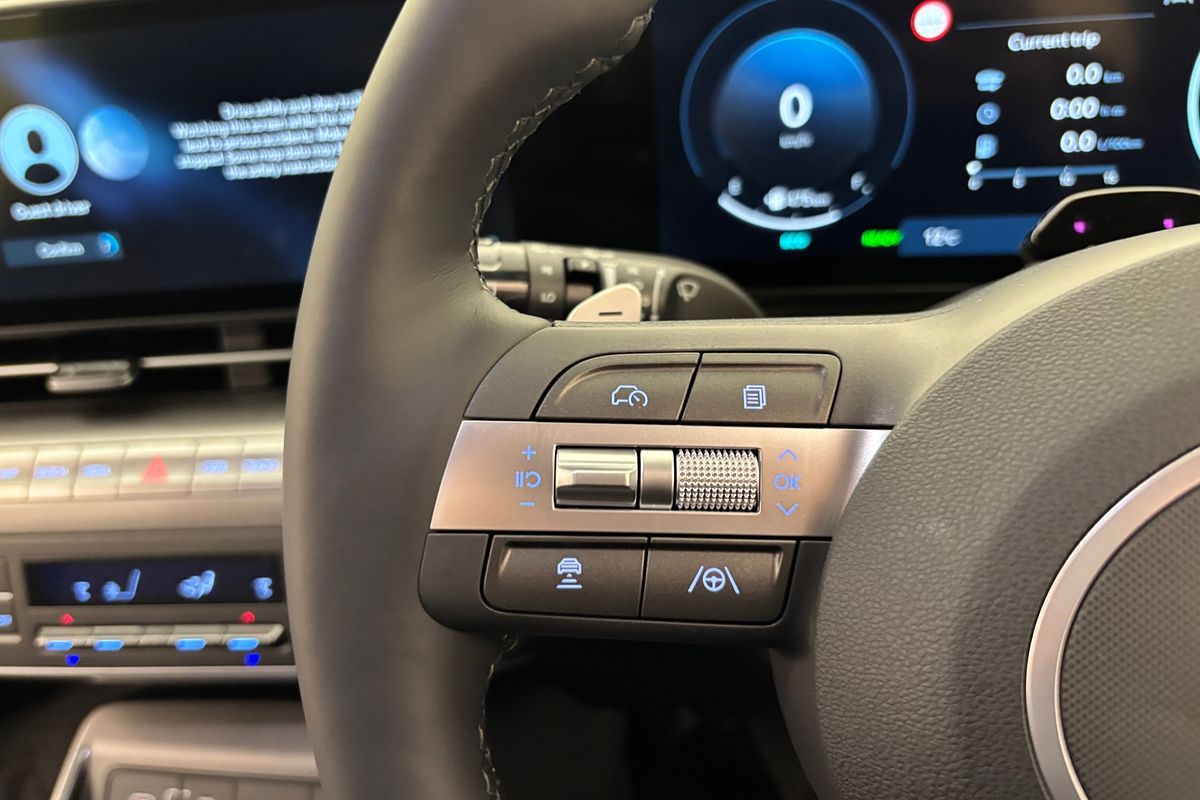 2025 Hyundai Kona Hybrid Premium SX2.V2