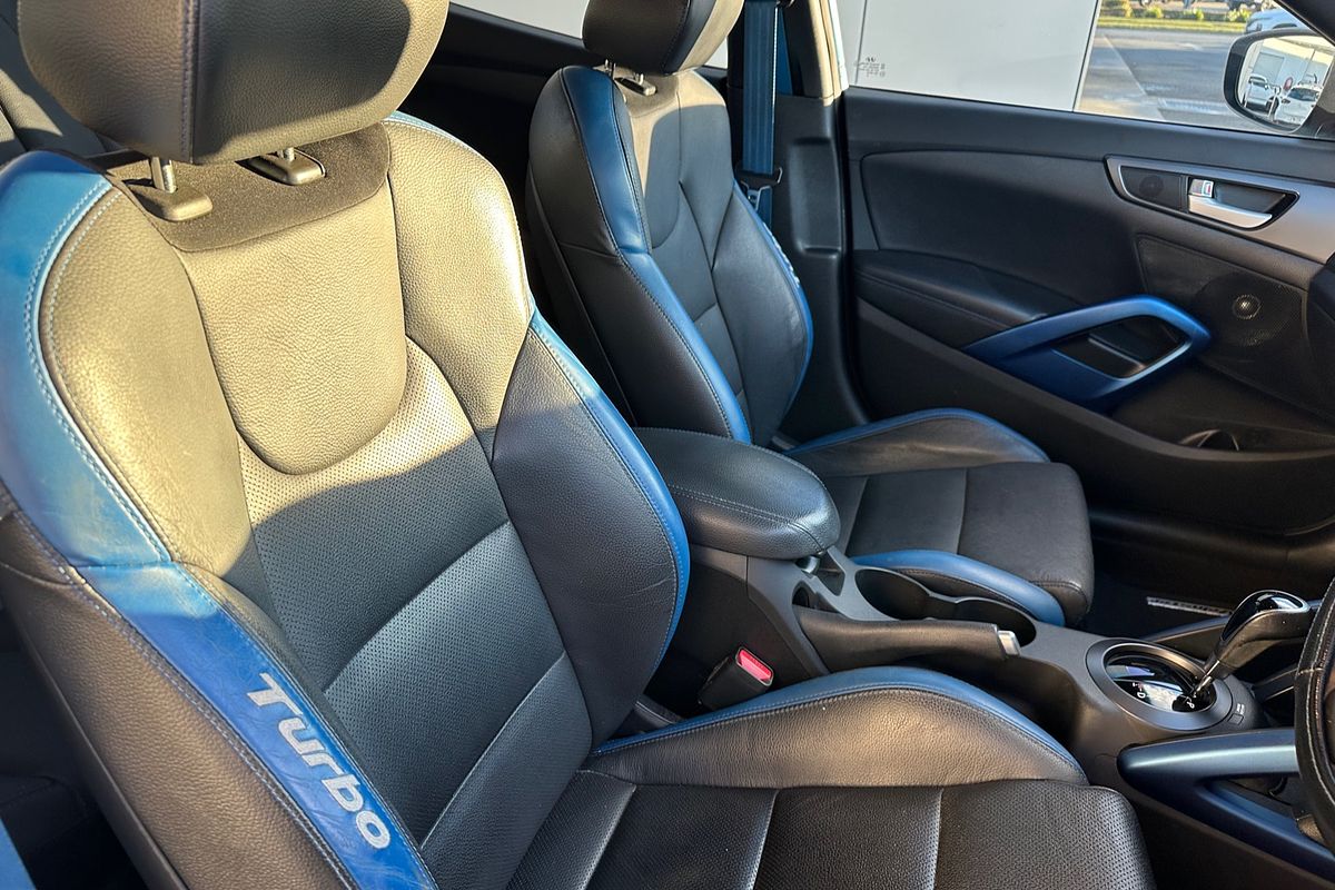 2015 Hyundai Veloster SR Turbo FS4 Series II