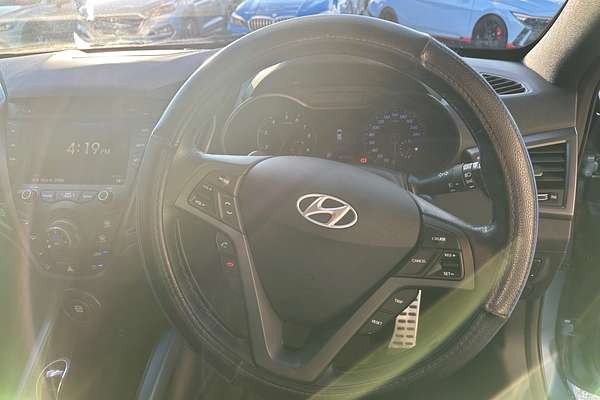 2015 Hyundai Veloster SR Turbo FS4 Series II