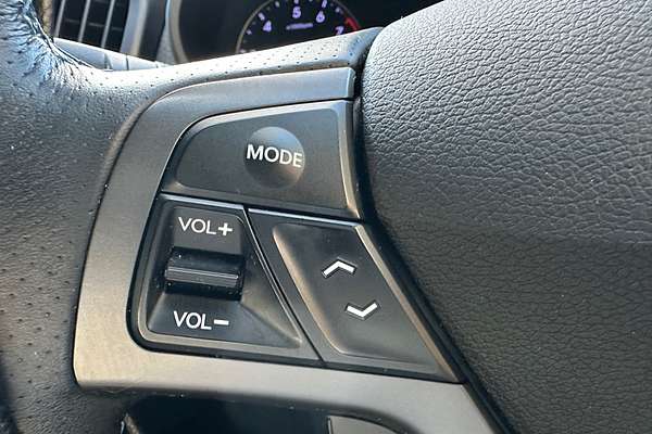 2015 Hyundai Veloster SR Turbo FS4 Series II