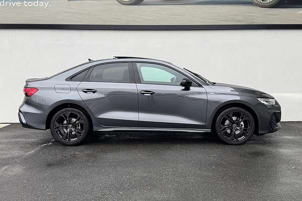 2025 Audi A3 35 TFSI S line GY