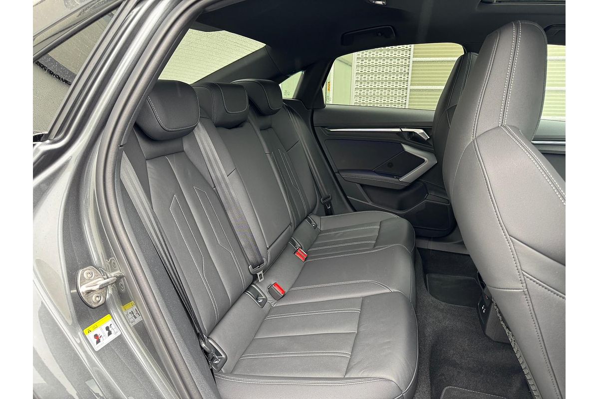 2025 Audi A3 35 TFSI S line GY