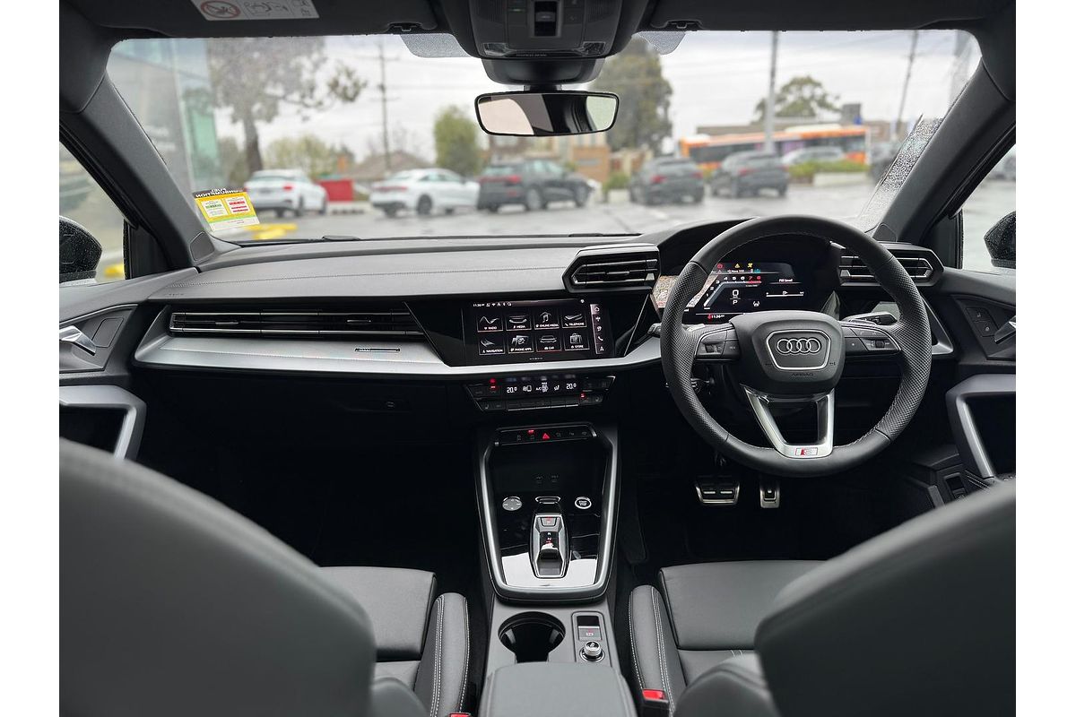 2025 Audi A3 35 TFSI S line GY