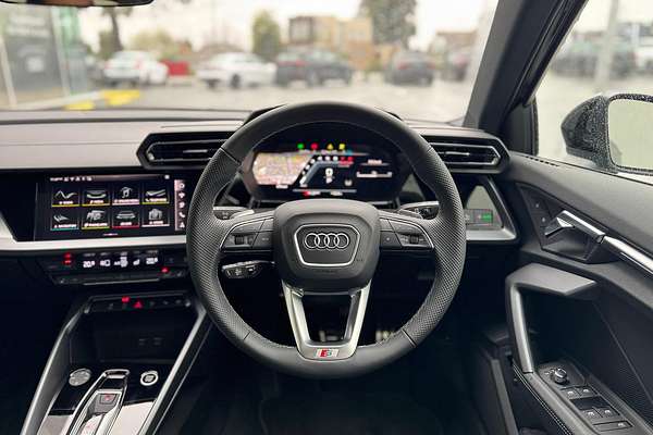 2025 Audi A3 35 TFSI S line GY