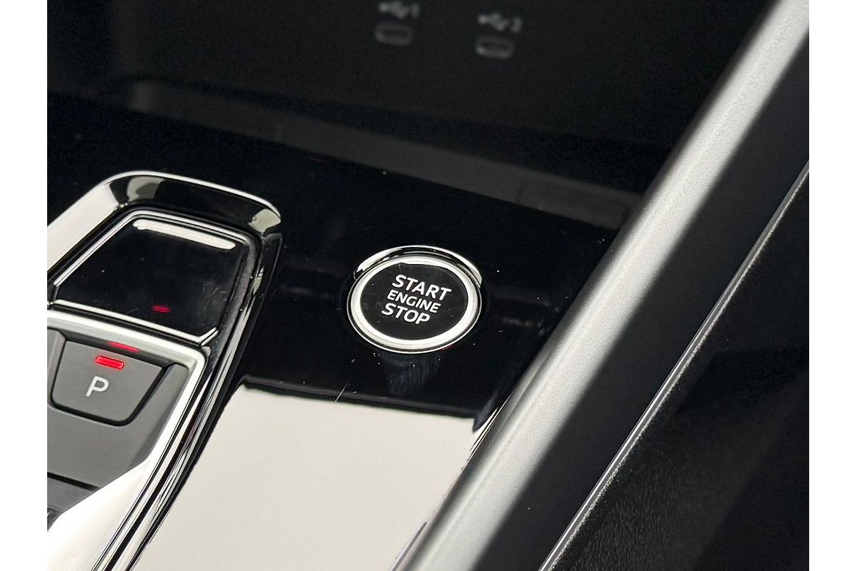2025 Audi A3 35 TFSI S line GY